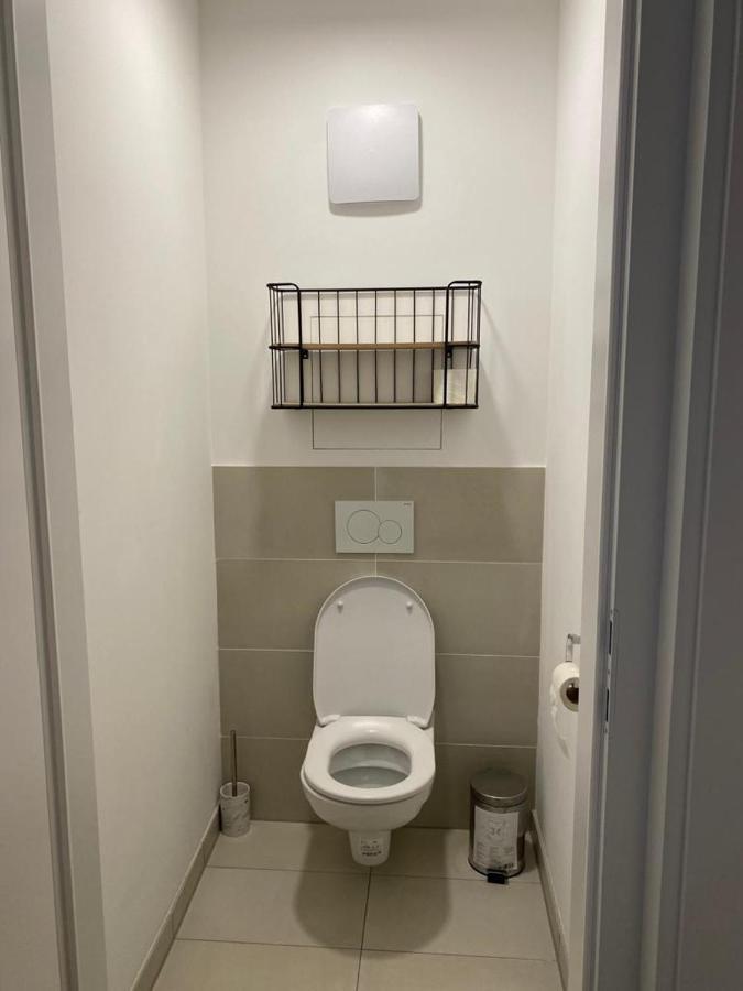 Modern Apartment With Garden Near City Center Vienna Esterno foto